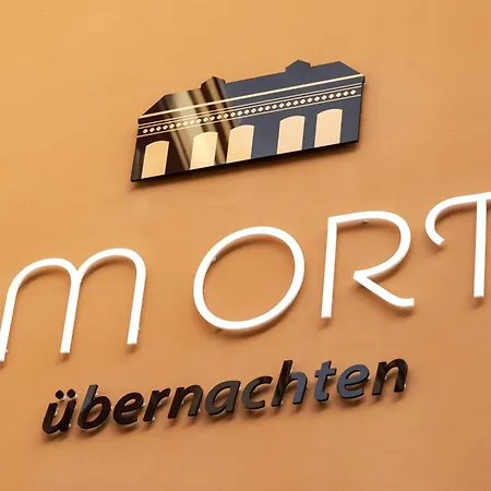 Im Ort Uebernachten 3* ヴァーレンドルフ