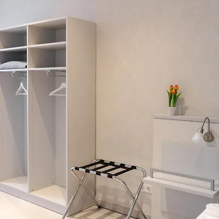 Im Ort Uebernachten ベッド・アンド・ブレックファスト ヴァーレンドルフ