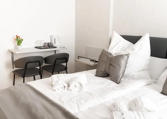 住宿加早餐酒店 Im Ort Uebernachten 3*