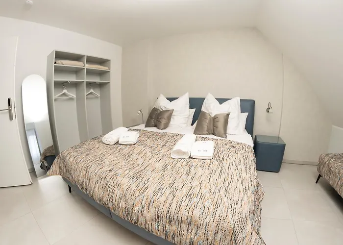 住宿加早餐酒店 Im Ort Uebernachten