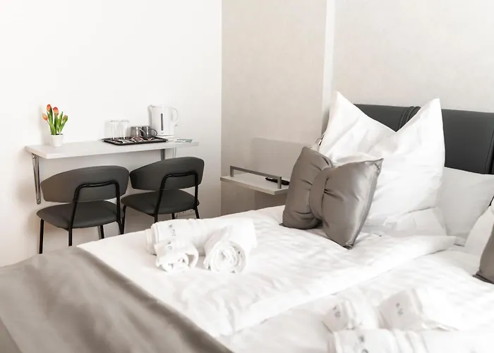 住宿加早餐酒店 Im Ort Uebernachten 3*